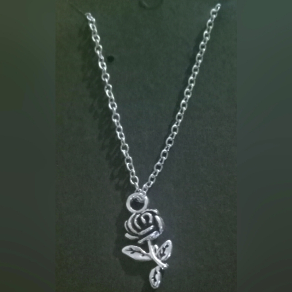 Silver Rose Pendant Necklace